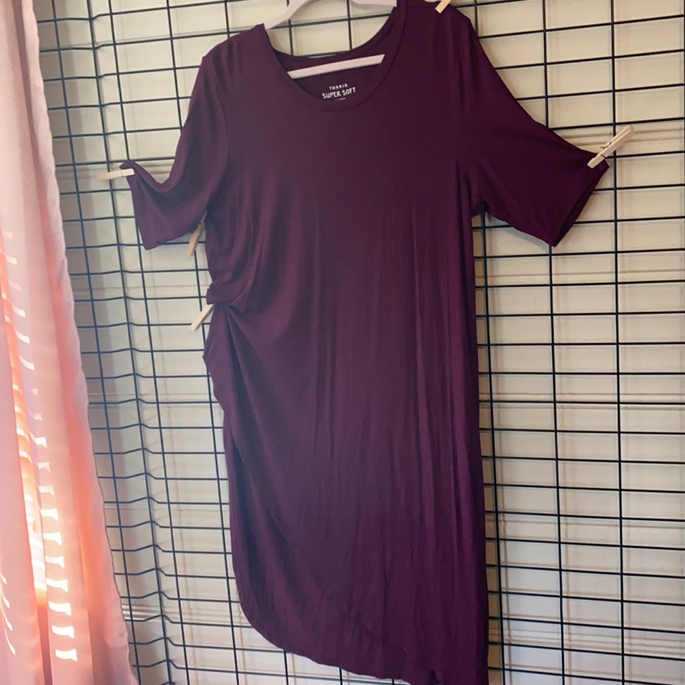 Torrid, size 2, asymmetric top
